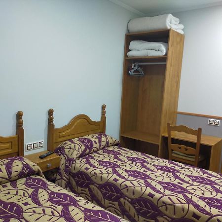 Hostal Banderas Fuensanta de Martos 外观 照片