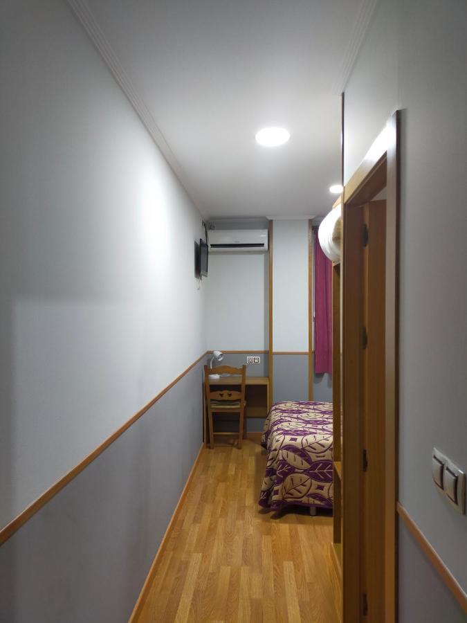 Hostal Banderas Fuensanta de Martos 外观 照片