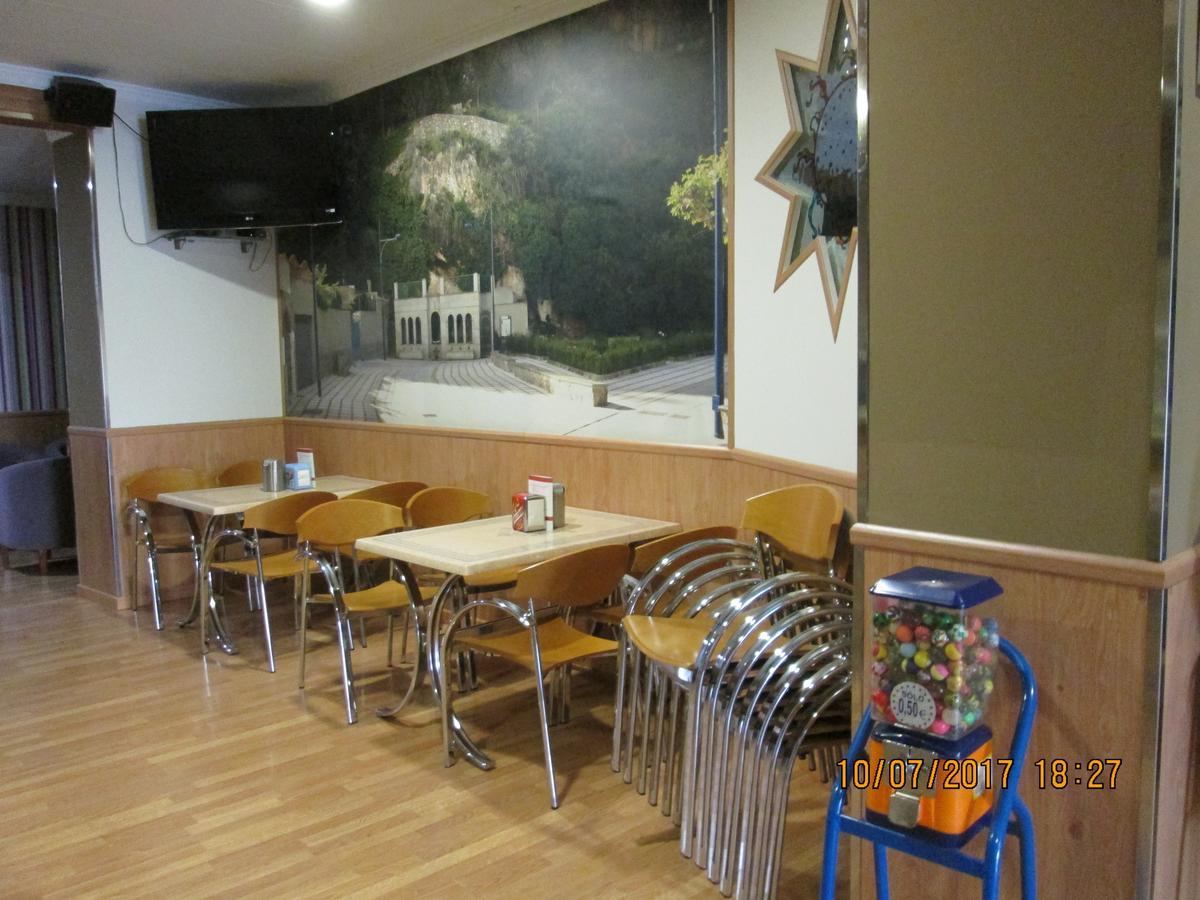 Hostal Banderas Fuensanta de Martos 外观 照片