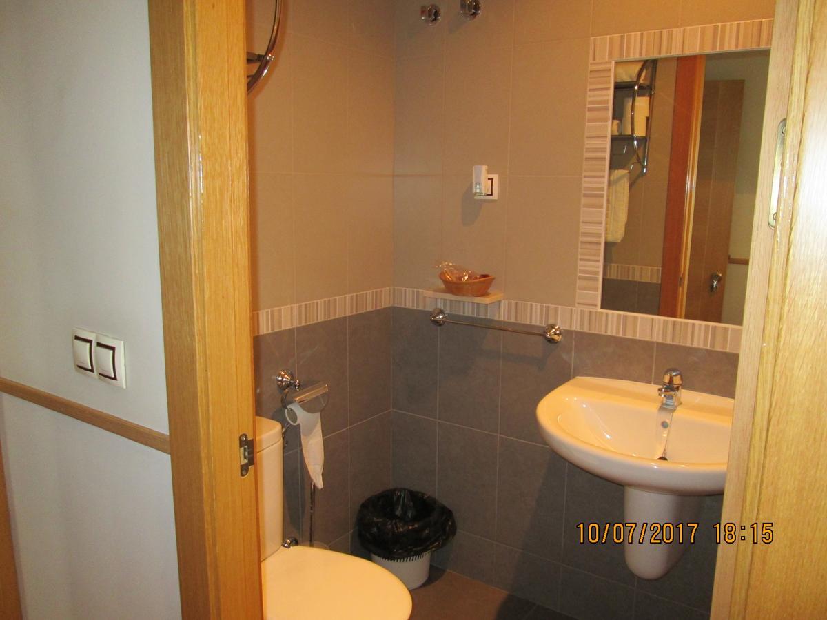 Hostal Banderas Fuensanta de Martos 外观 照片